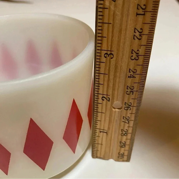 SOLD Vintage Fire King Anchor Hocking Mug Milk Glass Harlequin Red Diamond USA - Picture 7 of 8